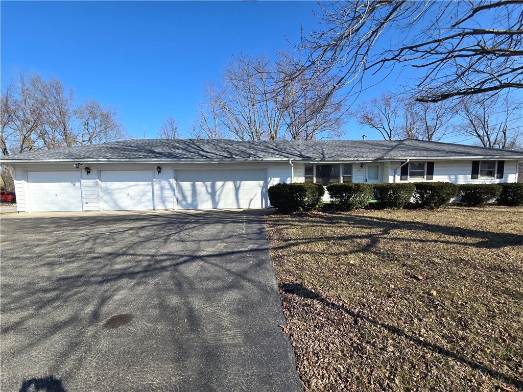 830 Crestview Drive Property Photo
