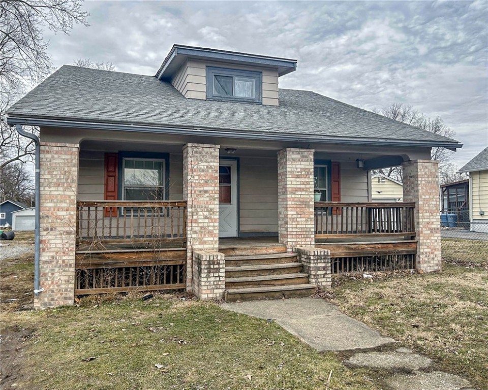 1640 E Lawrence Street Property Photo 1