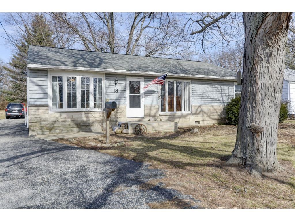 18 Grays Lane Property Photo
