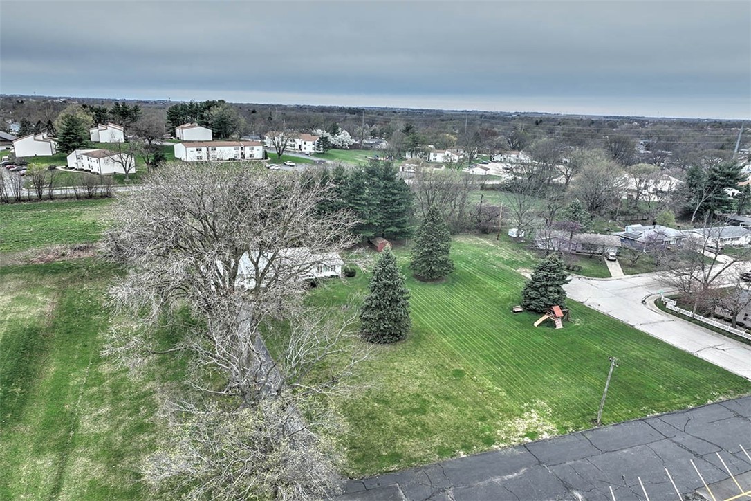 109 Manchester Drive Property Photo 3