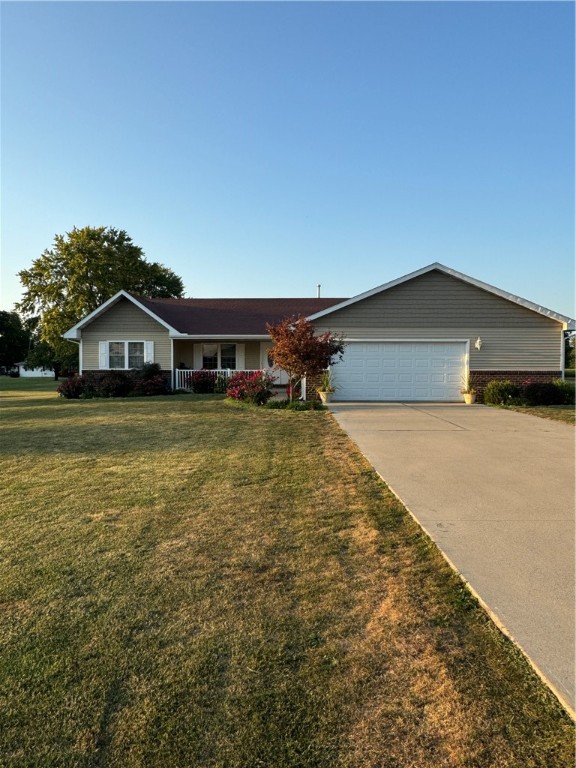 450 W Hillshire Road Property Photo