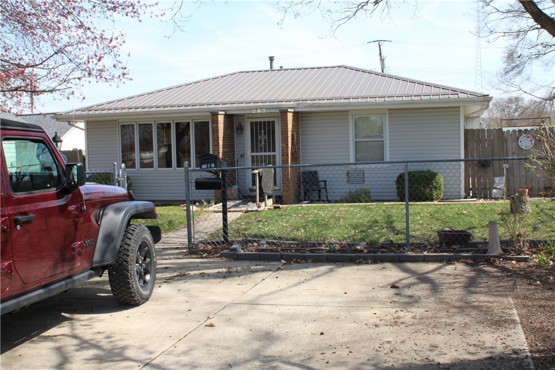 916 16th Street Property Photo
