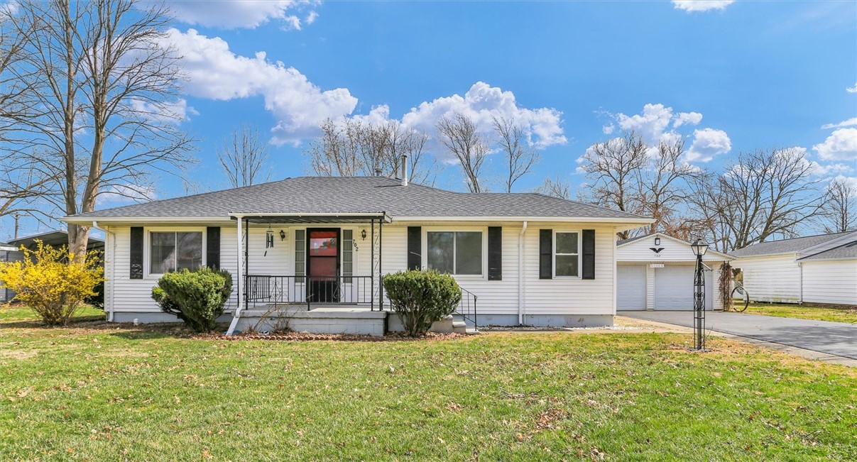 702 D Street Property Photo