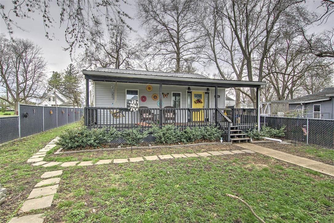 205 N Poplar Street Property Photo