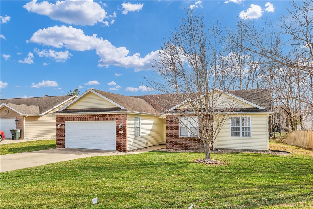 971 Briarwood Court Property Photo 1