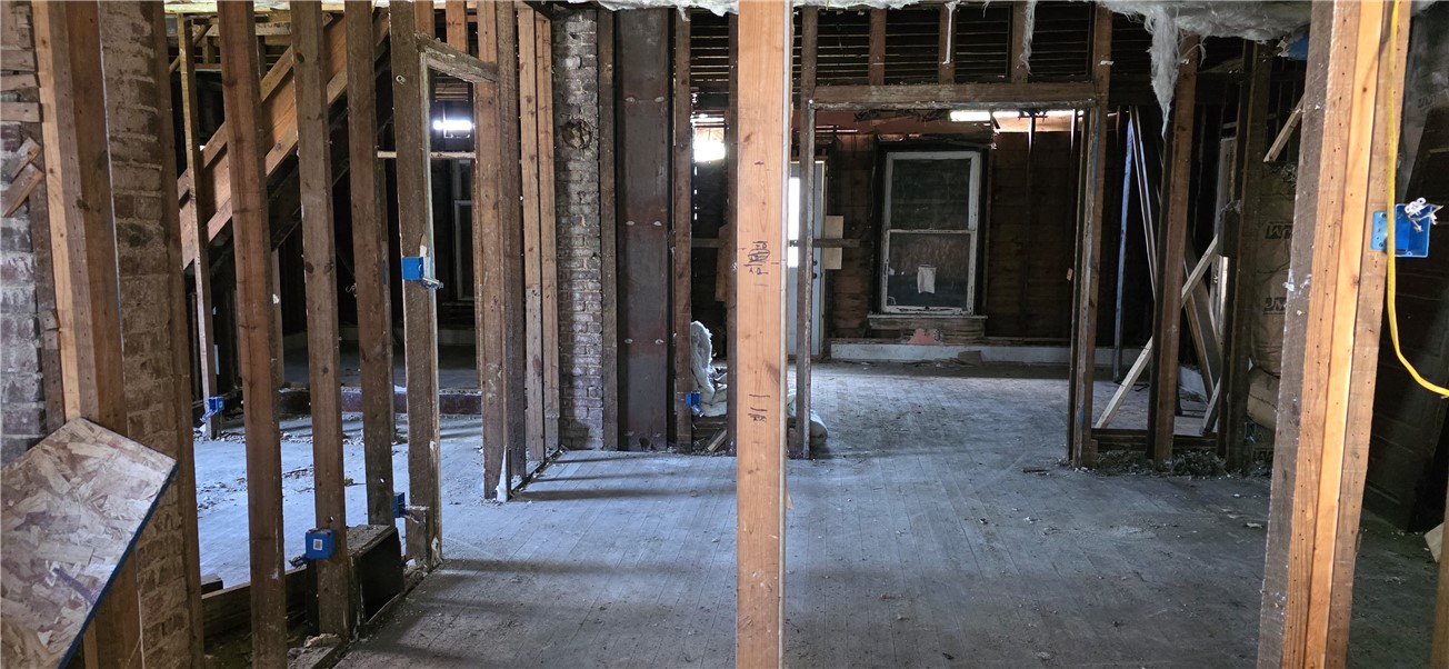 1110 Martin Street Property Photo 5