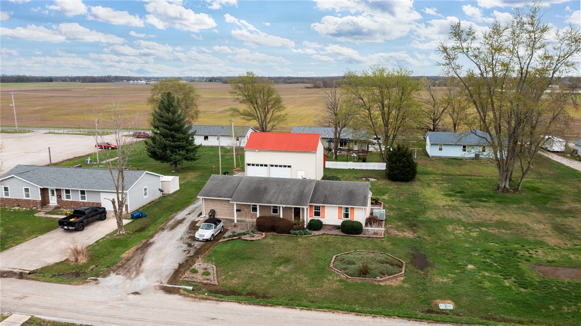 606 Field Avenue Property Photo