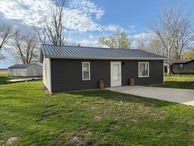 100 N Austin Avenue Property Photo