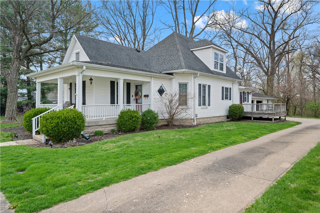 90 Archer Avenue Property Photo