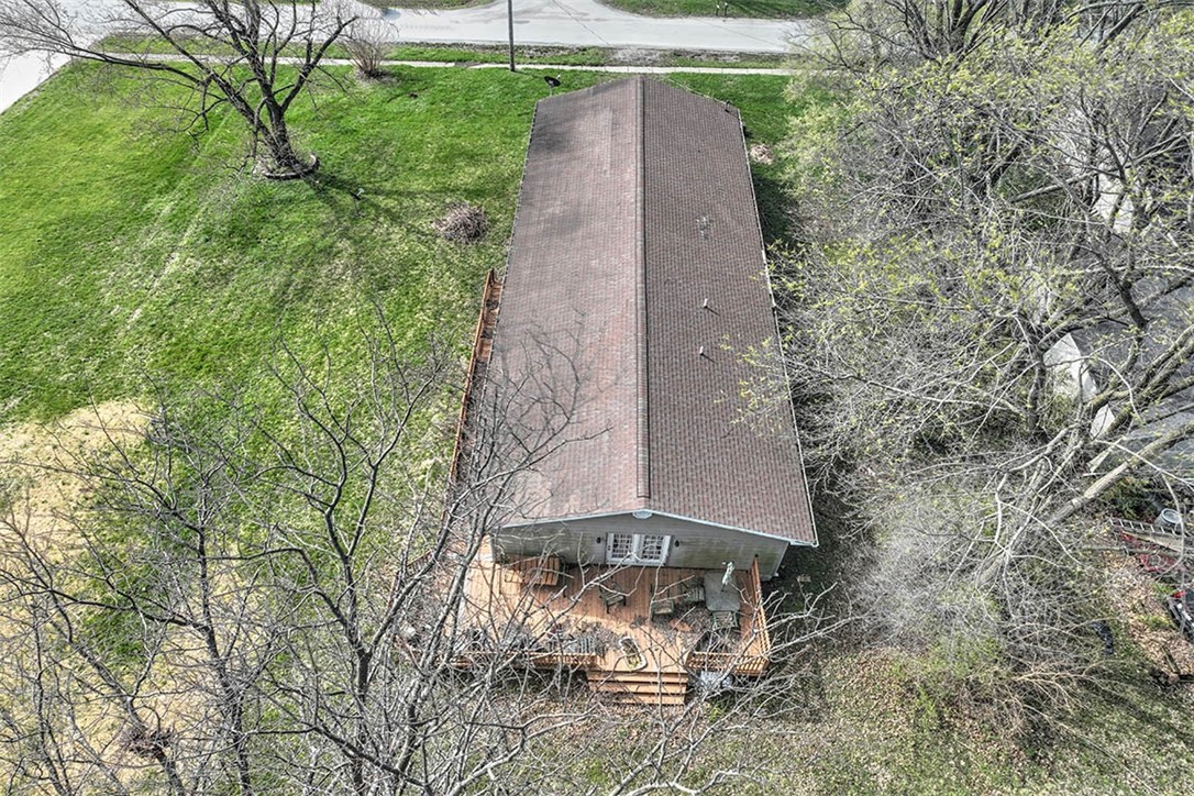 290 E Broadway Street Property Photo 6