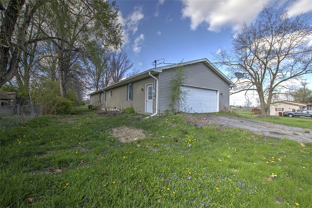 290 E Broadway Street Property Photo 8