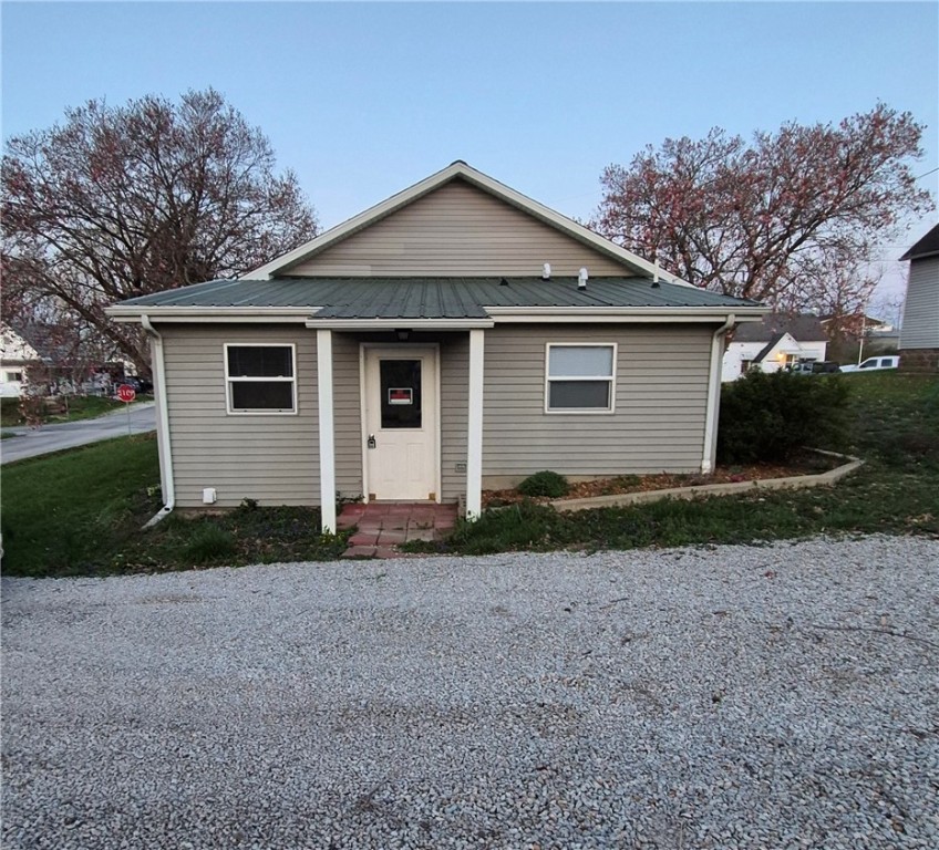 207 N Jackson Street Property Photo