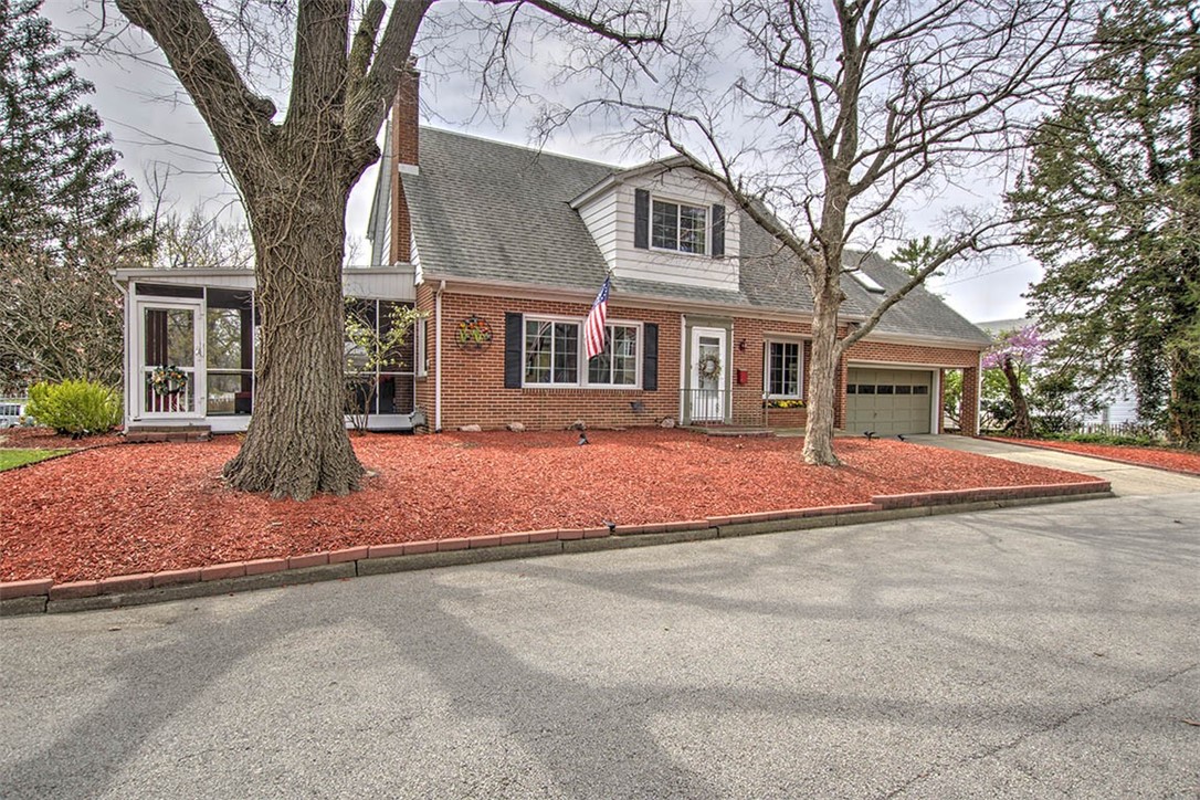 21 Edgewood Court Property Photo