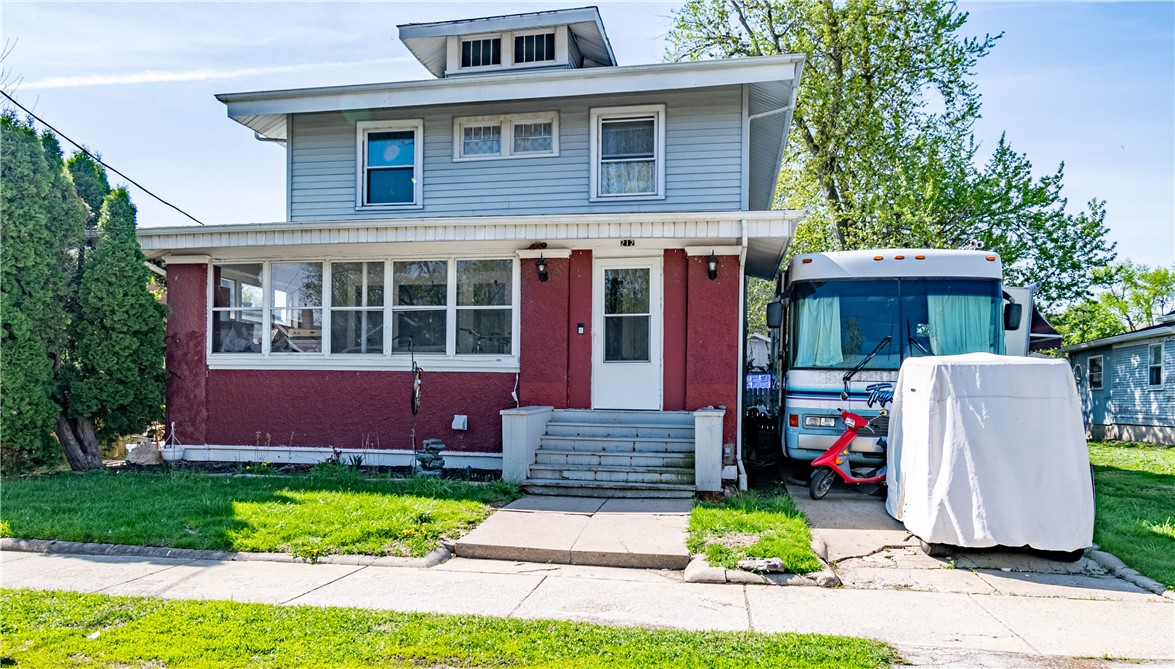212 W Washington Street Property Photo