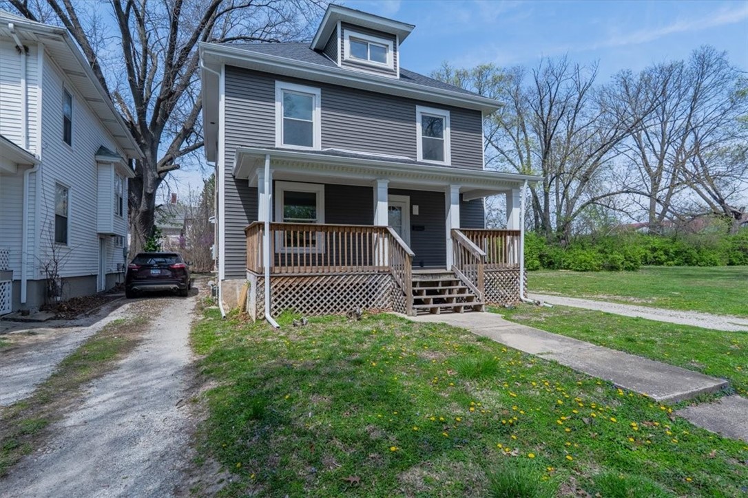 1340 W Macon Street Property Photo