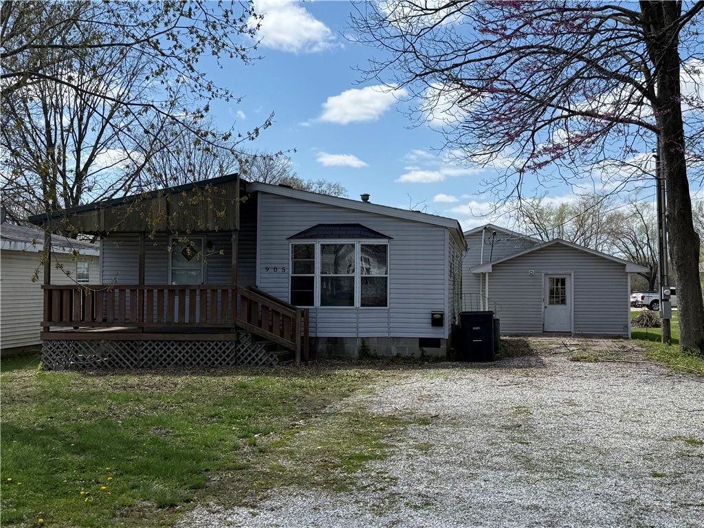 905 N Olive Street Property Photo