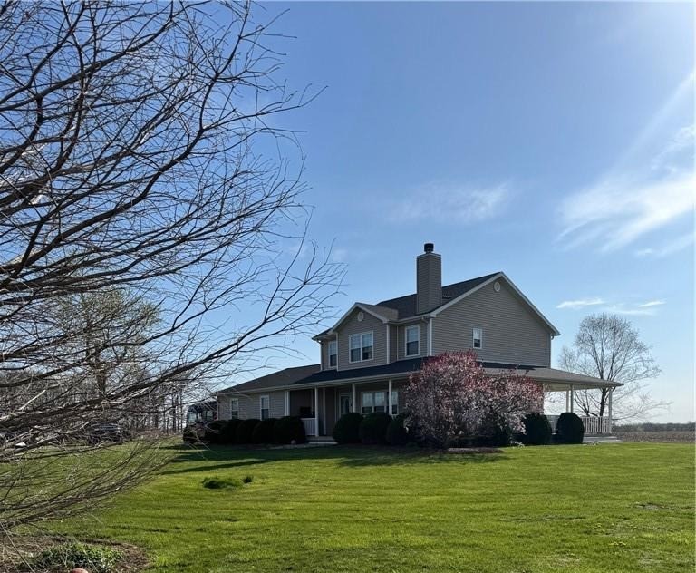 1729 N County Road 2300 E Property Photo 2