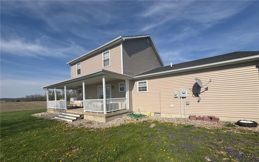 1729 N County Road 2300 E Property Photo 3