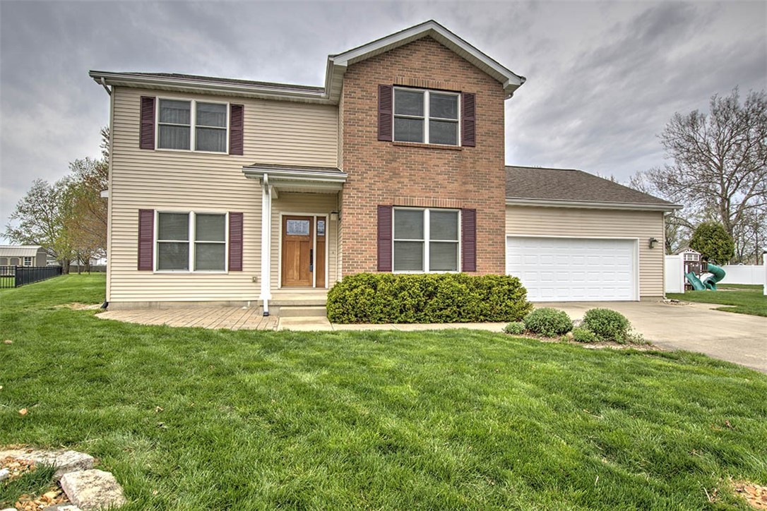 130 Kensington Ct Property Photo 1
