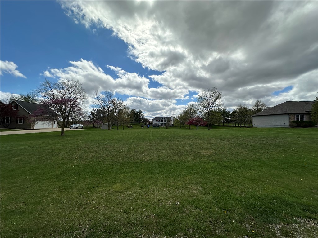 4 Okaw Court Property Photo