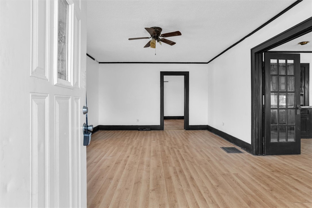 1504 N Monroe Street Property Photo 6