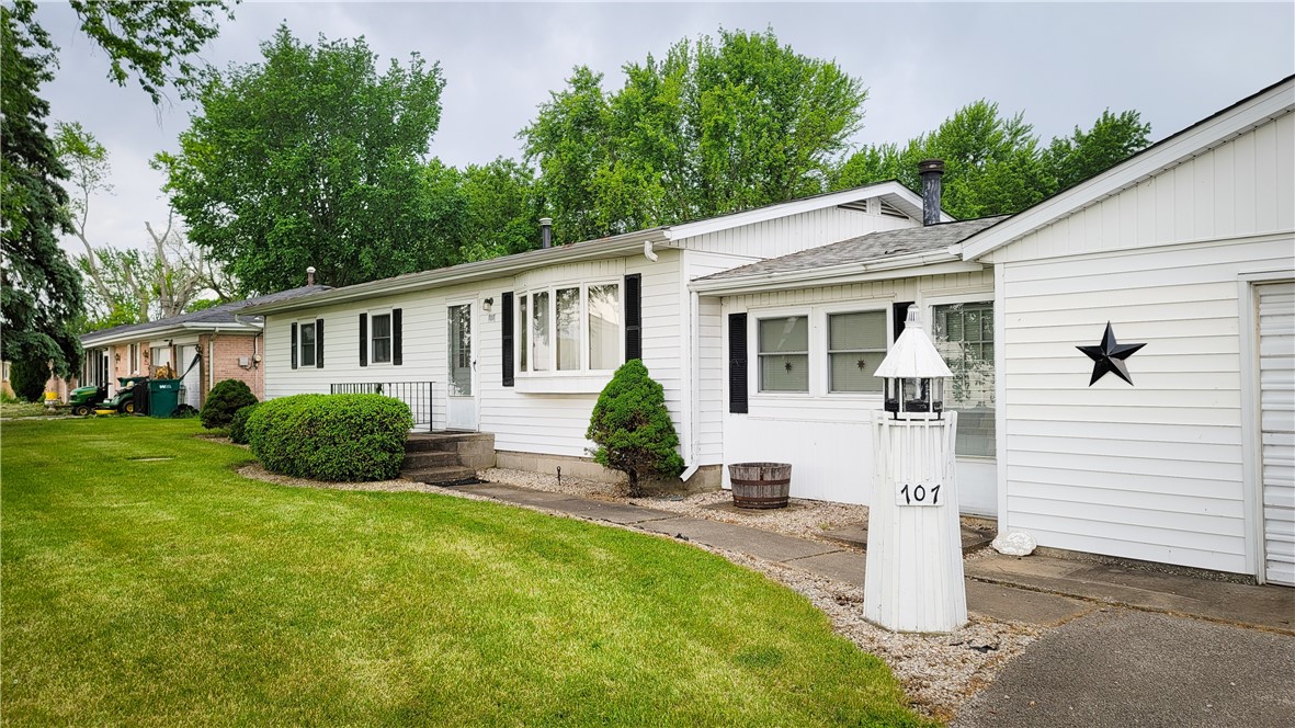 707 S Airport Road Property Photo 4