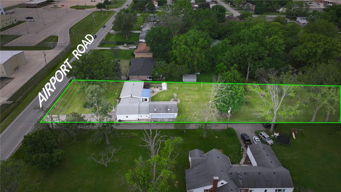 707 S Airport Road Property Photo 7