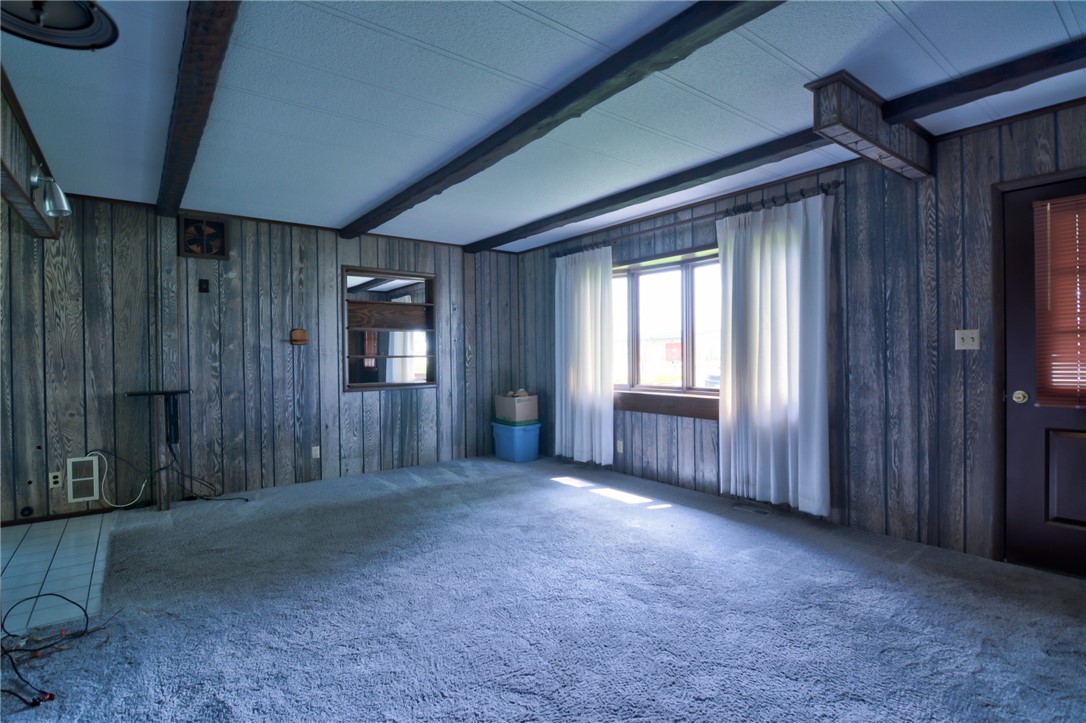 707 S Airport Road Property Photo 12