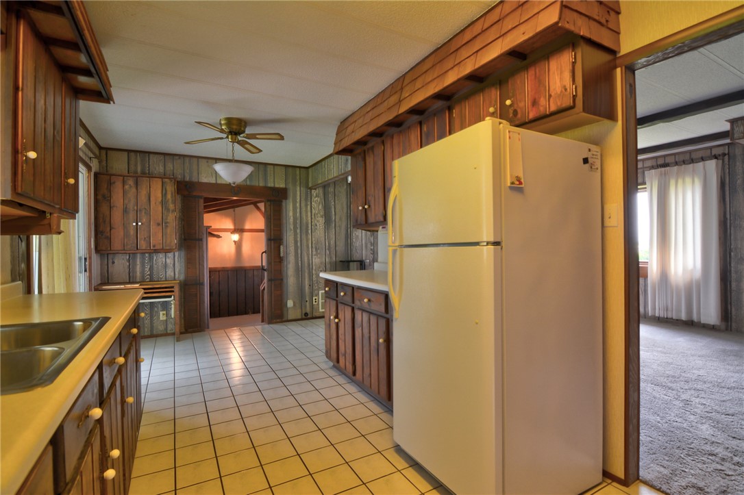 707 S Airport Road Property Photo 15