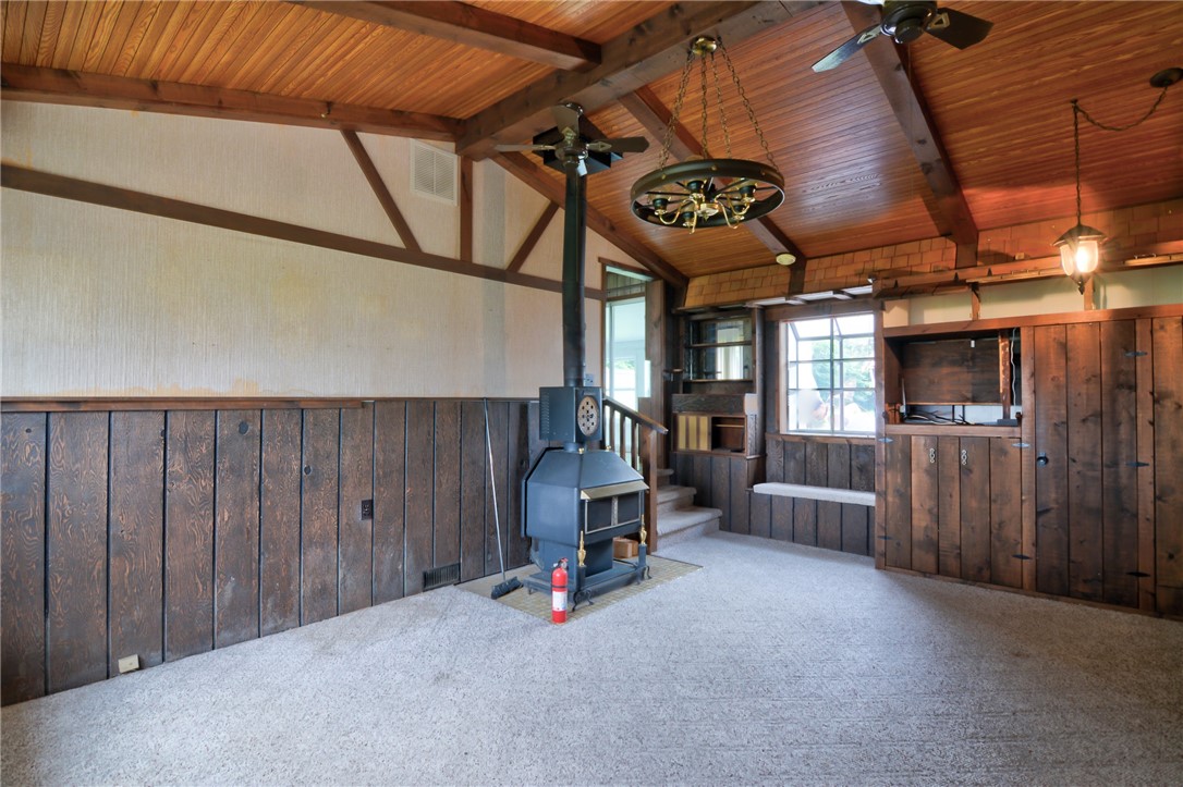 707 S Airport Road Property Photo 21