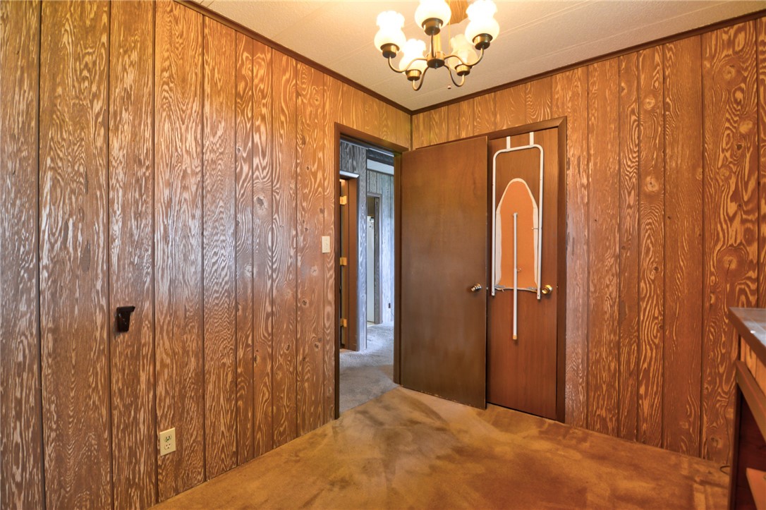 707 S Airport Road Property Photo 24