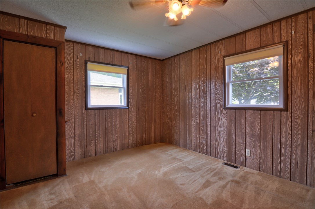 707 S Airport Road Property Photo 27