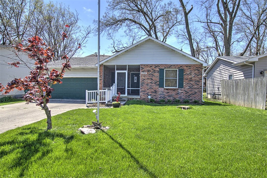 2839 E Wood Street Property Photo 1