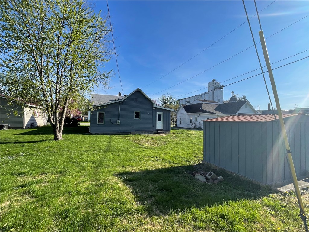 423 W Carroll Street Property Photo 5