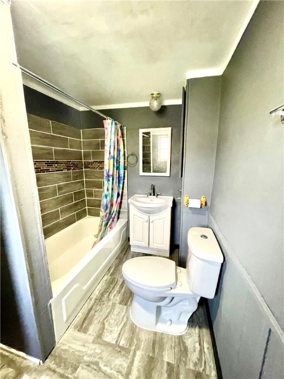 423 W Carroll Street Property Photo 10