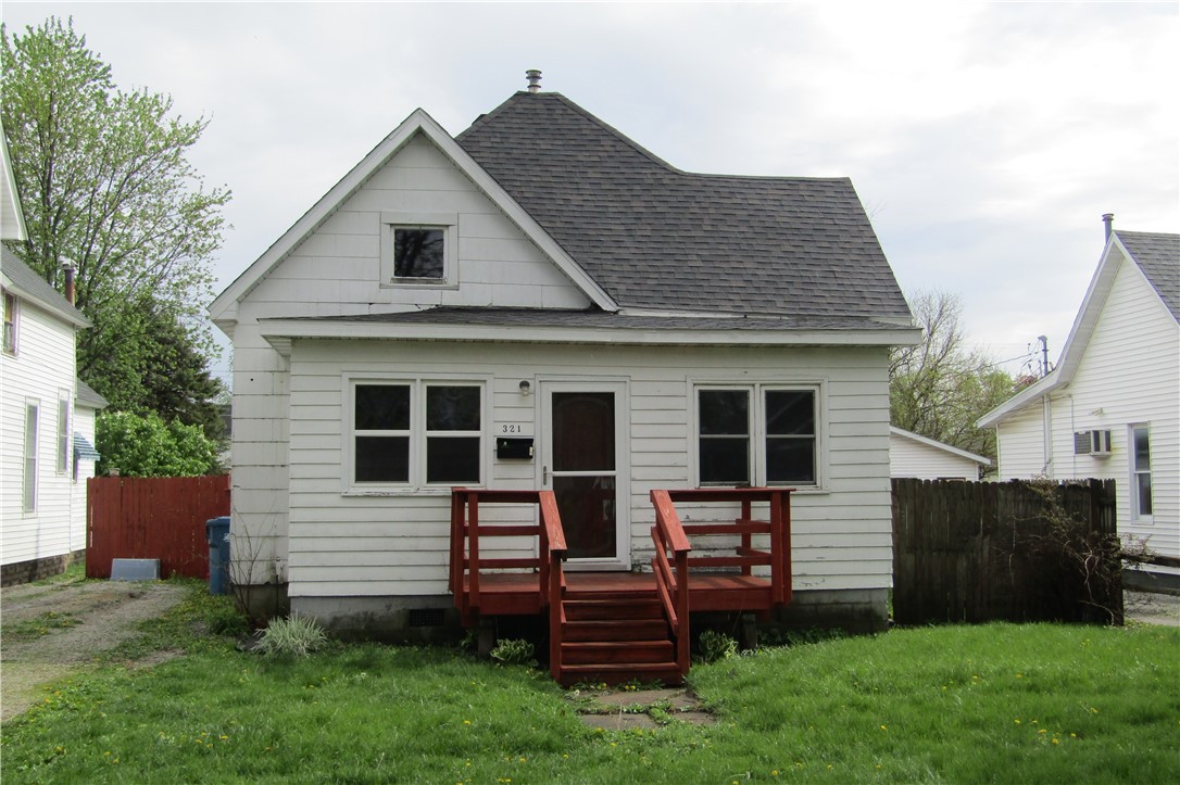 321 Lincoln Street Property Photo