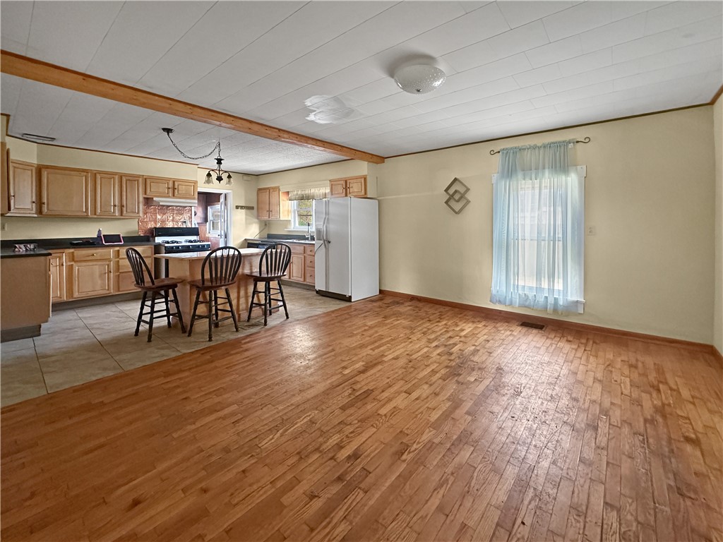 312 Ashmore Road Property Photo 8