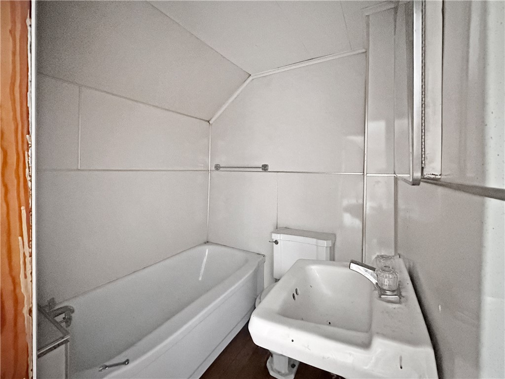 312 Ashmore Road Property Photo 16