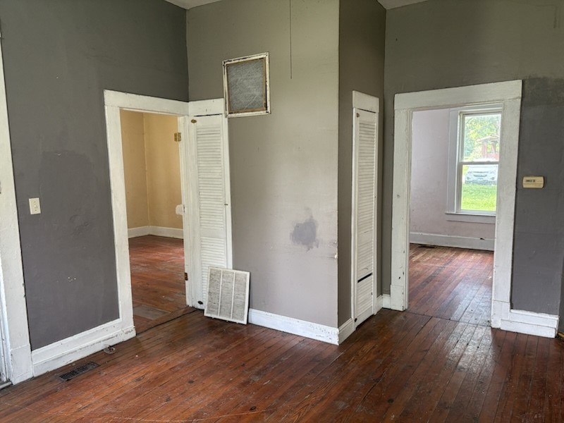 1908 Dewitt Avenue Property Photo 4
