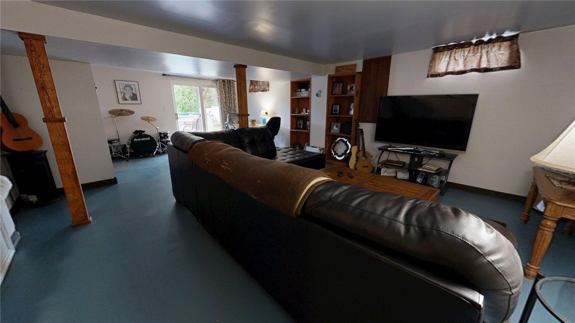 1230 Finley Avenue Property Photo 30
