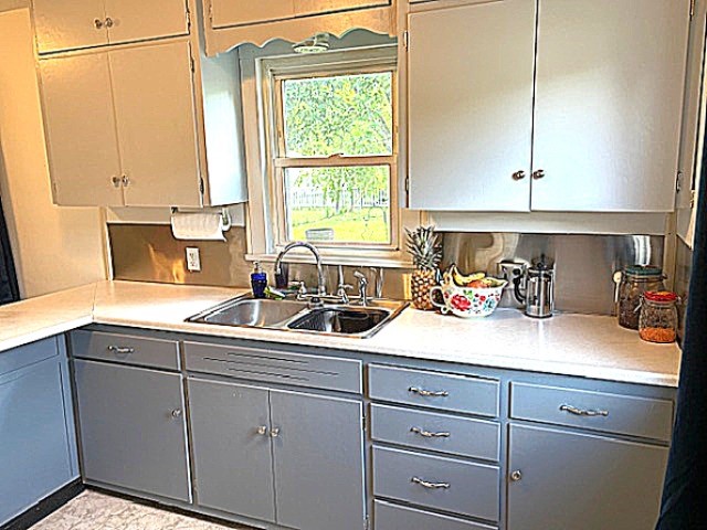 609 S 2nd Street Property Photo 1