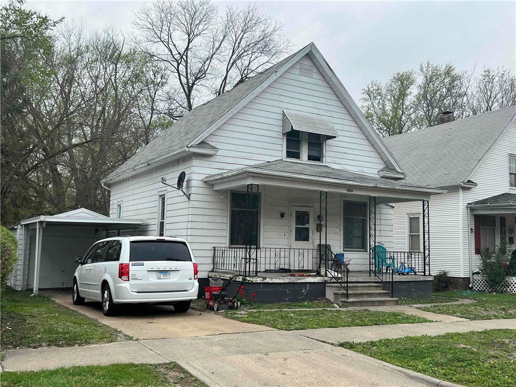 445 S Haworth Avenue Property Photo