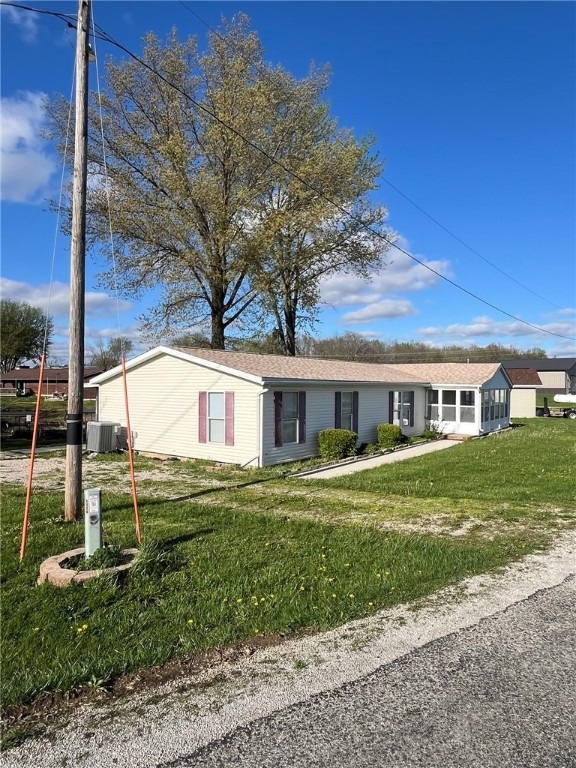 25 Lakeview Drive Property Photo 2