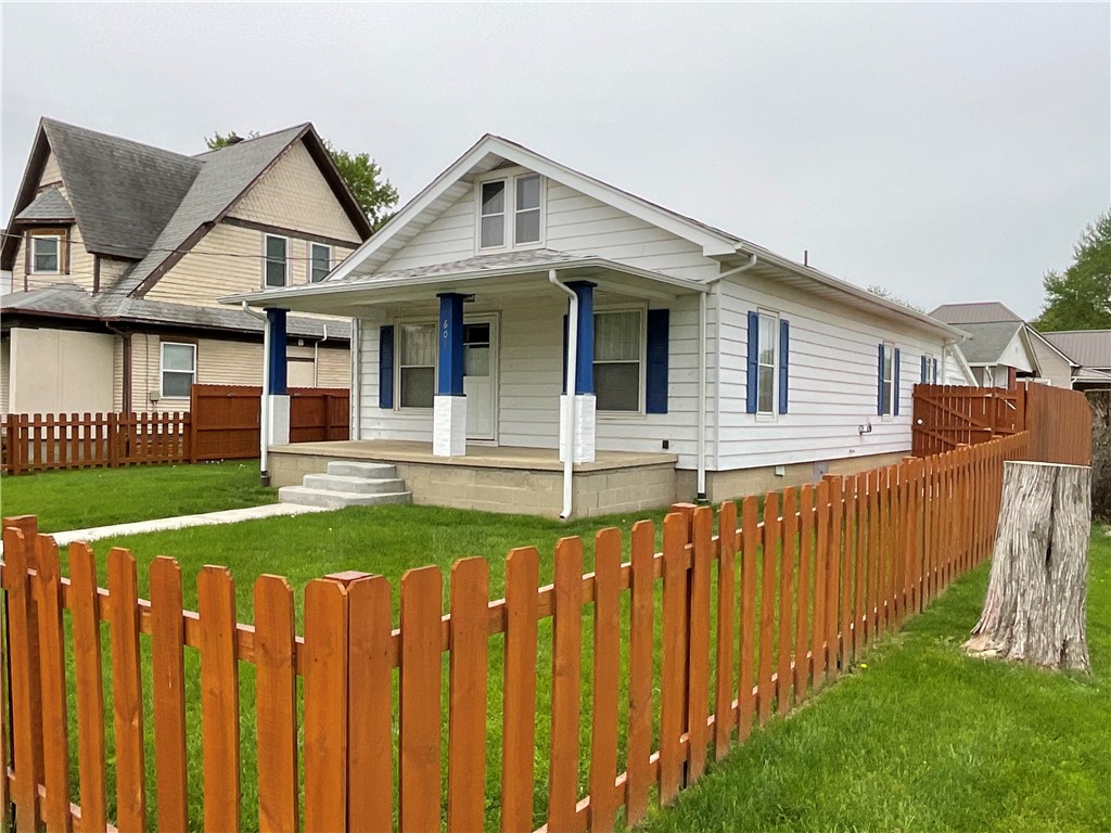 601 S Maple Street Property Photo 1