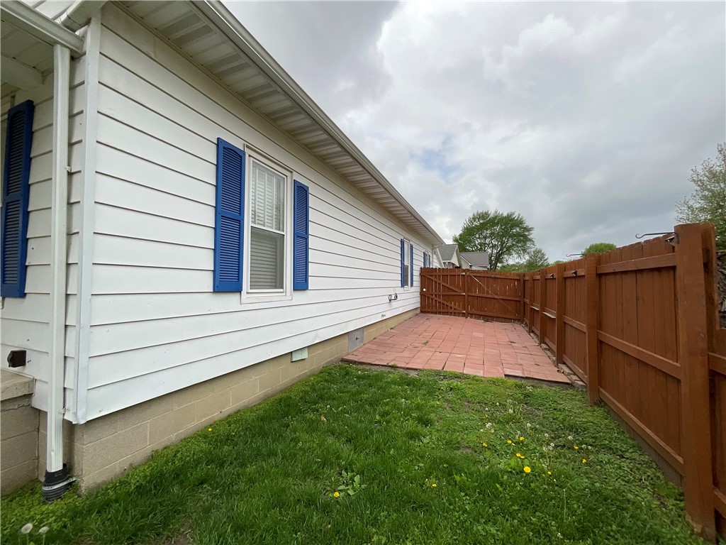 601 S Maple Street Property Photo 6