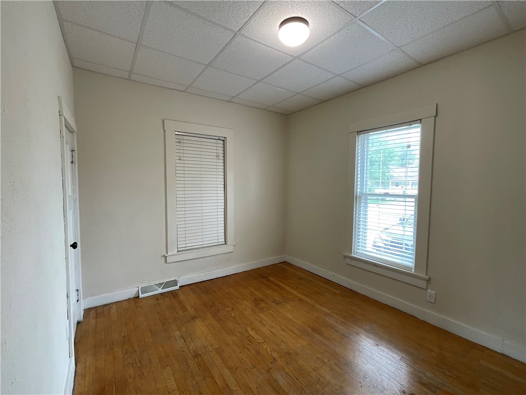 601 S Maple Street Property Photo 16