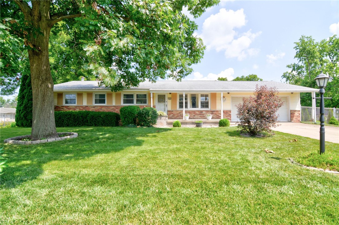 400 Maddox Drive Property Photo 1