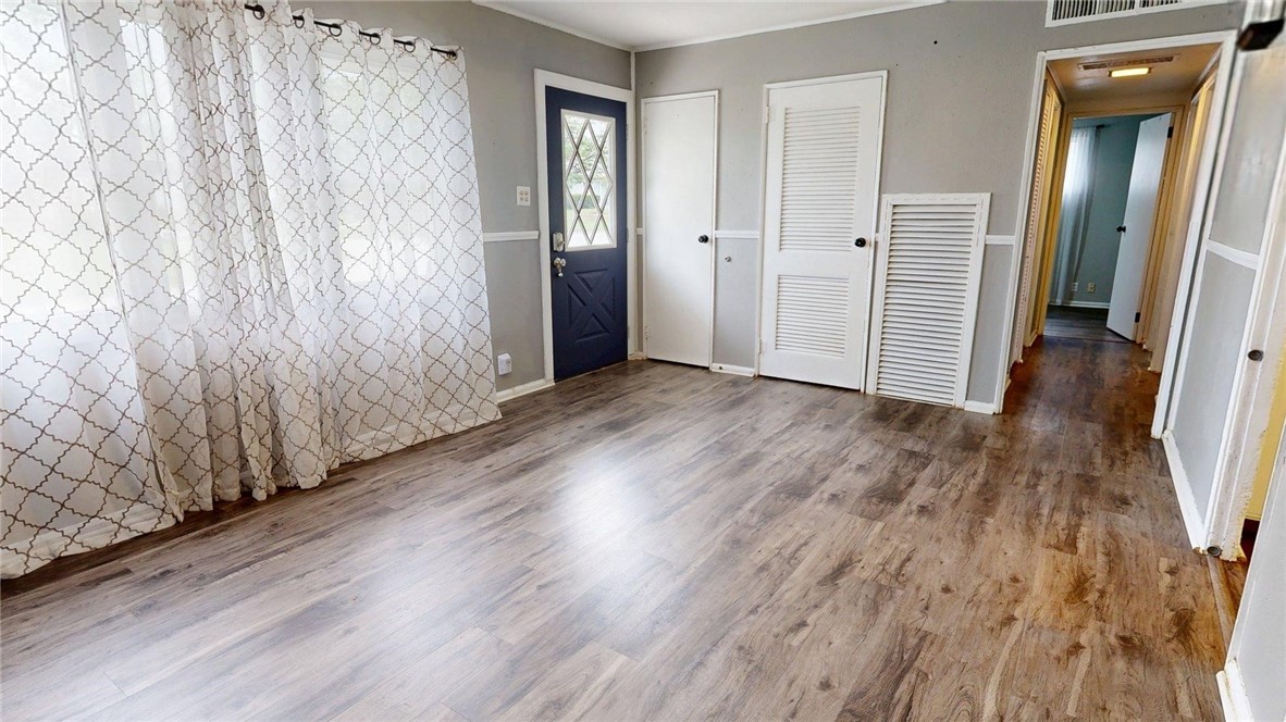 19 7th Drive Property Photo 4