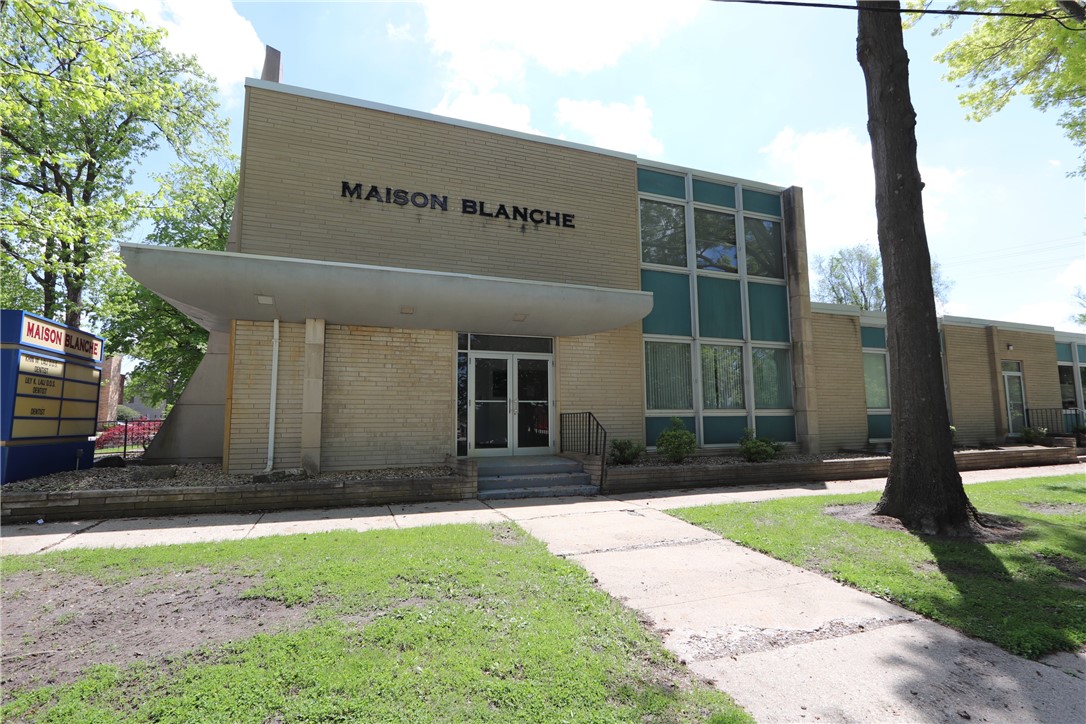 1517 Wabash Avenue Property Photo 1