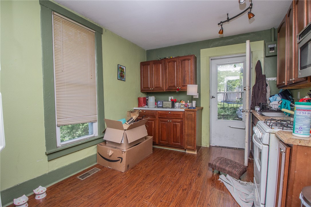 321 A Street Property Photo 9